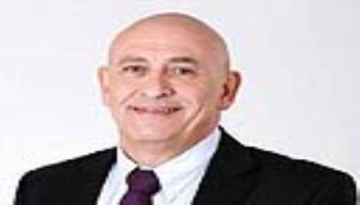 "غطاس" يرتدي الكوفية الفلسطينية داخل الكنيست "الإسرائيلي"