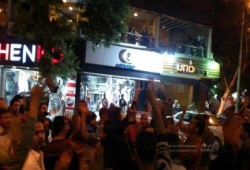 بالصور .. مسيرة شبابية بميدان مصطفى محمود رغم أنف قوات الأمن