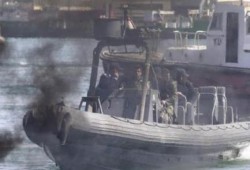 "أبو خليل" ساخرا من معركة "البلانصات": "دي في أي فيلم هندي"