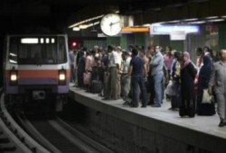 4 مصابين في حادث مترو الانفاق بمحطة الزيتون