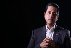 عبدالرحمن يوسف: مصر اليوم أمام عصابة من البرابرة والقتلة