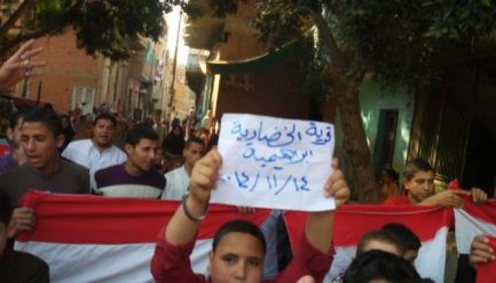 الشرقية: مسيرة بقريه الخضاريه رفضا لجرائم العسكر وتضامناً مع انتفاضة السجون