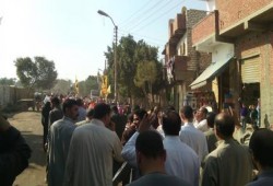 بنى سويف: اشمنت تهتف ضد العسكر: عودوا الي ثكناتكم