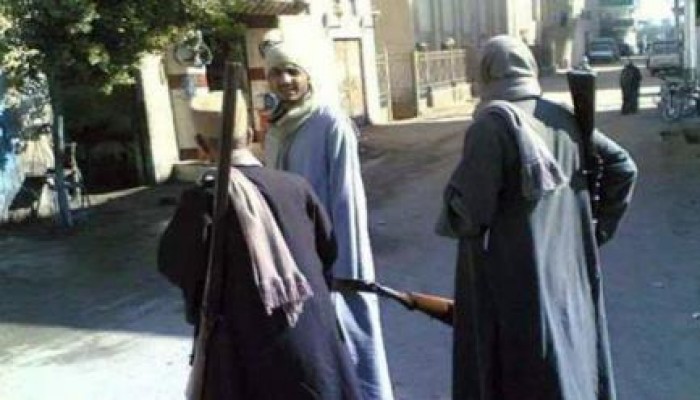 تجدد الاشتباكات للمرة الثانيه اليوم بالأسلحة الألية والرشاشة بين قريتين بسوهاج