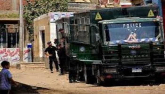 الانقلاب يعتقل 43 من مؤيدي الشرعية بقرية "دفنو" بالفيوم