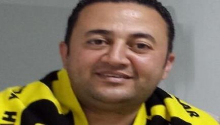 عبد الهادى: المفروض السيسي يكمل شخصية القذافي للنهاية .. ويعتقل فريق مصر كله