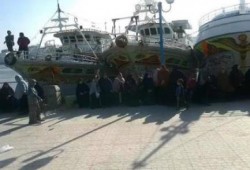 "أمن الانقلاب يفرج عن صيادي دمياط المحتجزين بتهمة مهاجمة "لنش البحرية"