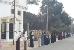 الشرقية:  سلاسل بشرية بالقرين تحية للأحرار داخل المعتقلات