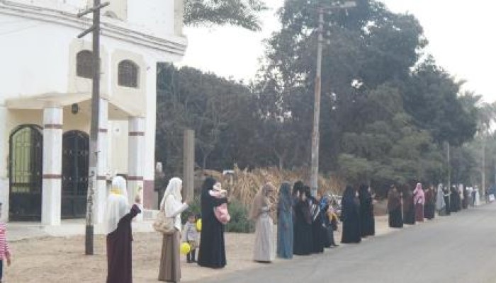 الشرقية:  سلاسل بشرية بالقرين تحية للأحرار داخل المعتقلات