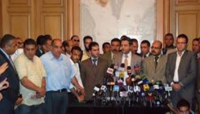 قضاة يتقدمون ببلاغ ضد رئيس تحرير "اليوم السابع"