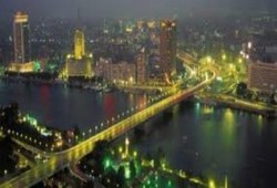 سكاي نيوز: السياح فى مصر يختبئون في الفنادق بعد الانقلاب