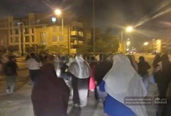 وقفة ومسيرة لثوار أكتوبر في أول أيام انتفاضة السجون