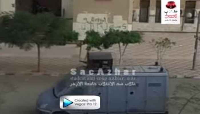 أمن الانقلاب يقتحم "أزهر البنات" وإصابة طالبة بالخرطوش