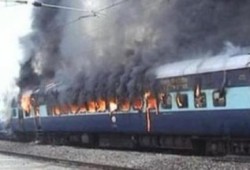 حريق هائل بقطار منوف بكفر الزيات دون إصابات