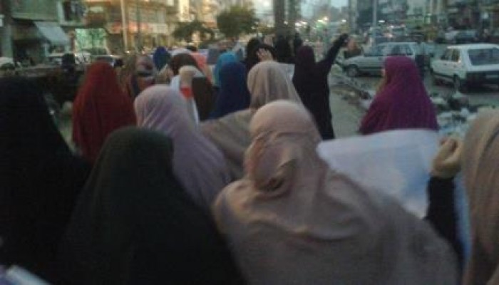 دمياط: مسيرة لنساء ضد الانقلاب تضامنا مع المعتقلين فى انتفاضة السجون الثالثة