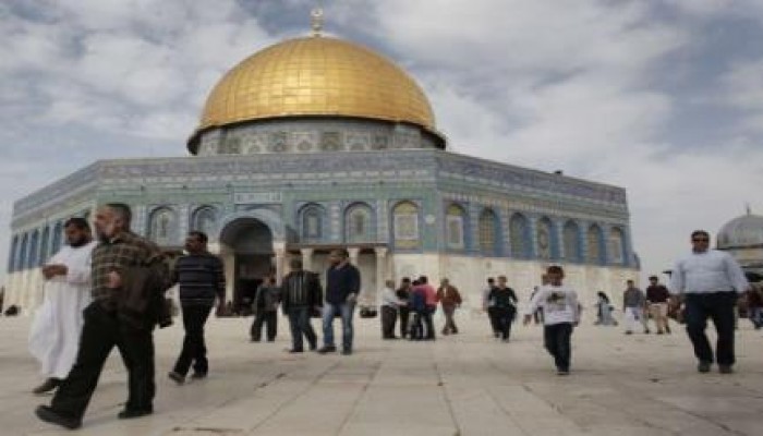 سلطات الاحتلال تسمح للمسلمين من كل الأعمار بالصلاة في الأقصى الجمعة