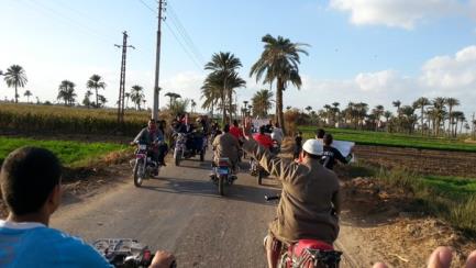 مسيرة بالدرجات النارية بمركز بني سويف فى جمعة قوتنا فى وحدتنا