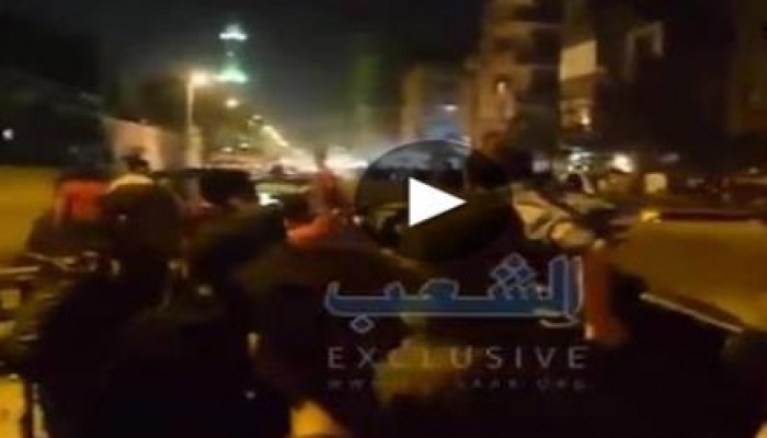 مشهد تاريخي للحظة مرور الالاف من الثوار الرافضين للانقلاب بالأمس في شوارع المطرية
