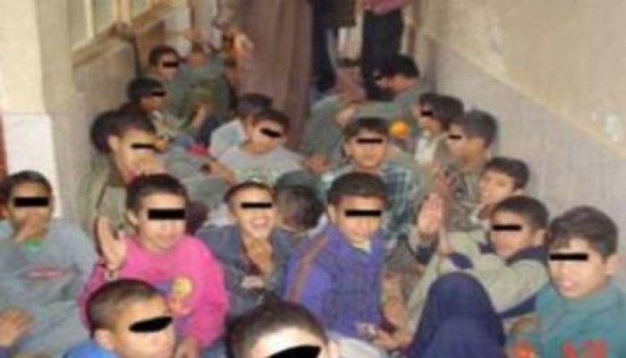 العقابية تعتدي على الأطفال المعتقلين بعد فضحها أمام اليونسيف