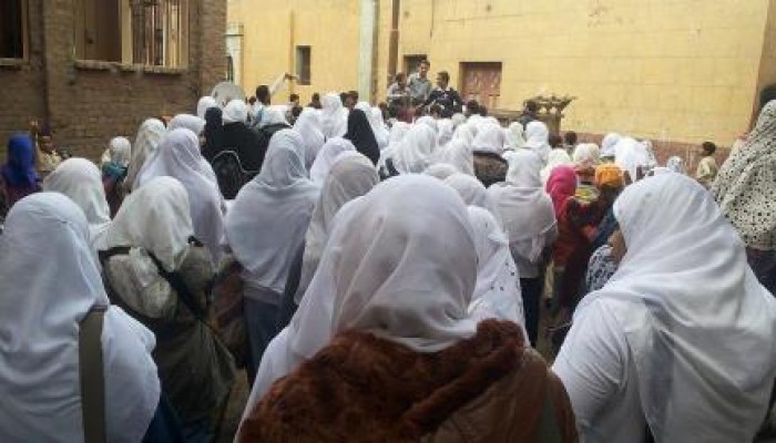 مسيرة لطلاب وطالبات الميمون ببنى سويف تنديد بالقمع الامنى ضد الطلاب