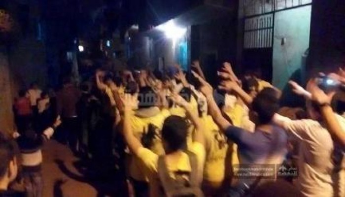 الجيزة: مسيرة ليلية بالكوم الأحمر رفضا لحكم العسكر