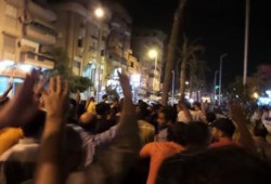 دمياط: مسيرة ليلية بالبصارطة تدعو للمشاركة في انتفاضة الشباب المسلم