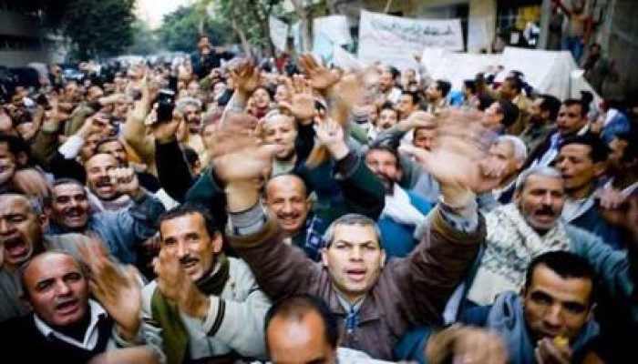 أوبن ديموكراسي: عمال مصر يحتاجون لصوت سياسي يتحدث باسمهم