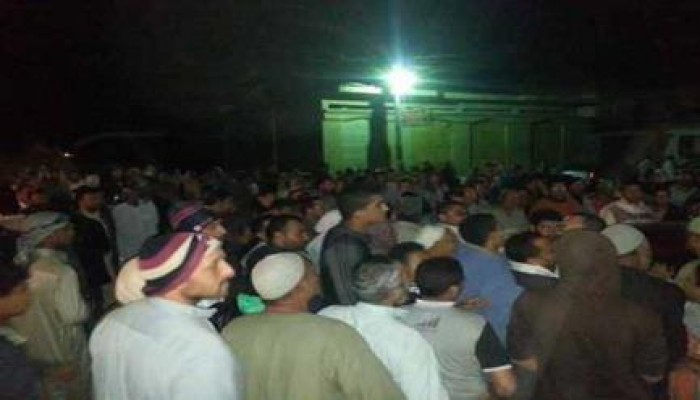 البحيرة: أهالي "طيبة" يحتفلون بخروج أحد رافضي الانقلاب من سجون العسكر