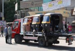 غليان بين أصحاب "التوك توك والحنطور" بكفر الشيخ