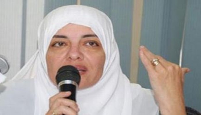 عزة الجرف: أين مصر من دعمك لشرعية ليبيا يا"سفاح"؟