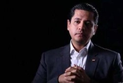 عبدالرحمن يوسف: الانقلاب يحاول خديعة المصريين