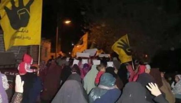 أسيوط: 7 فعاليات رافضة للانقلاب في بداية أسبوع "الله أكبر .. إيد واحدة"