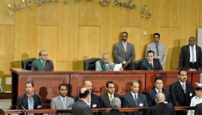 سيناريوهات قانونية لجلسة الحكم على المخلوع في قضية "قتل المتظاهرين" اليوم