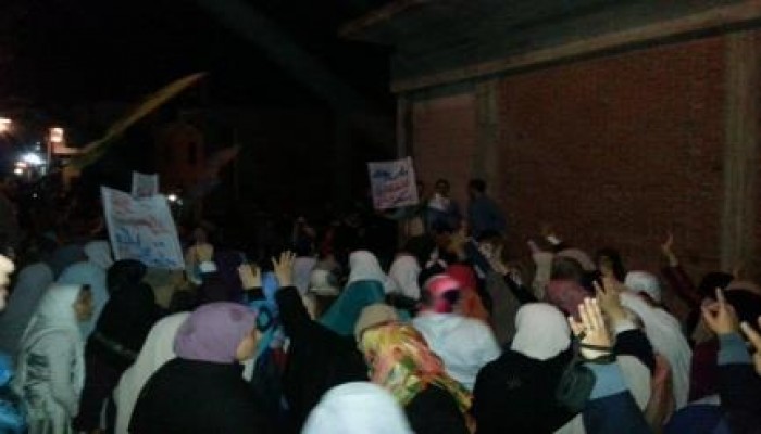 البحيرة : مسيرتين ليليتين لـ"ثوار مركز دمنهور" تنديدًا ببراءة المخلوع