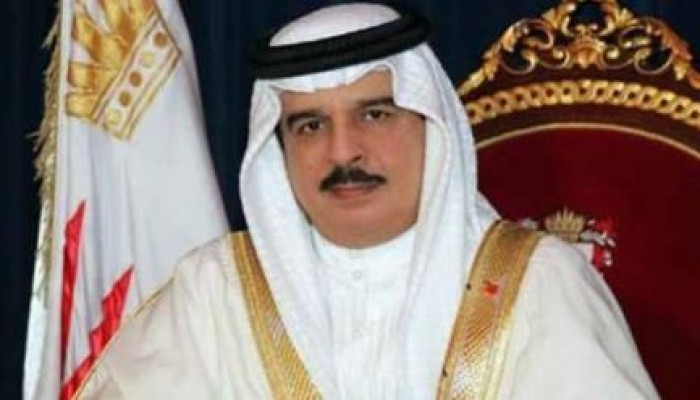 ملك البحرين يتصل بالمخلوع ويهنئه بـ"البراءة"
