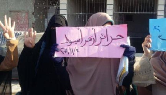 جامعات مصر تنتفض رفضا لبراءة المخلوع ونجليه ومعاونيه