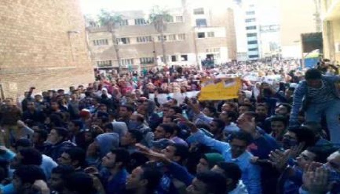 مسيرتان لطلاب الإسكندرية ودمنهور احتجاجا على براءة المخلوع