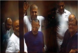 قضاء الانقلاب : 3 سنوات سجنا لقيادات الإخوان بزعم إهانة المحكمة في هزلية "اقتحام السجون"