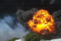 انفجار 3 عبوات ناسفة بطريق العريش - الشيخ زويد الدول