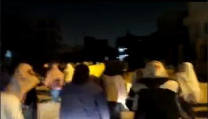 مسيرة بأكتوبر تهتف: "مصر ميحكمهاش سفاح"