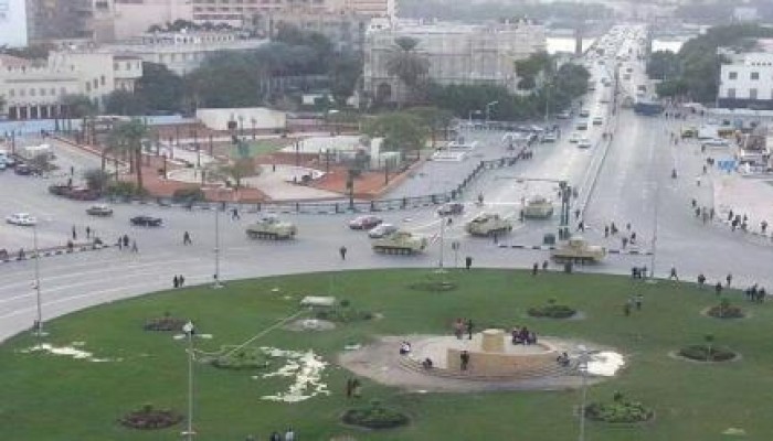 الانقلاب يغلق ميدان التحرير لدواع أمنية
