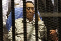 بعد مذيع أون تي في: ايقاف مذيعة بـ"راديو هيتس" عن العمل لتنديدها ببراءة مبارك