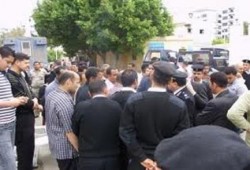 فرد شرطة يطلق النار على زميله  بأسوان