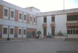 انتحار طالبة  داخل مدرسة "باوسيم"