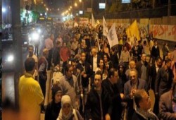 مسيرة لثوار"فيصل" تندد بتبرئة المخلوع