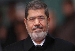 سياسيون: ثبات الرئيس مرسي أربك خطط العسكر.. وفضح نيابة الانقلاب