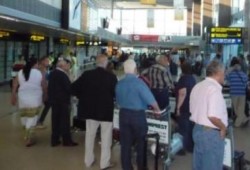 مصادر بمطار القاهرة : منع 235 مصريا من السفر لتركيا