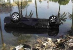 نحس السيسى : سقوط سيارة نقل في المريوطية وانتشال 3 أشخاص بينهم متوفى