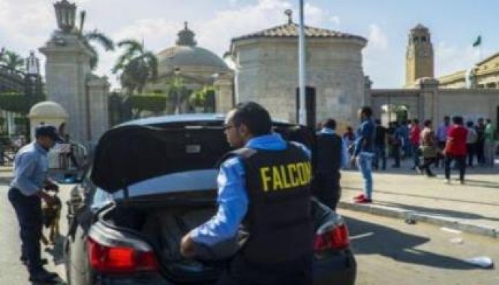 فصل طالبة بعلوم أسيوط نهائياً بدعوى اعتدائها على 3 من الأمن