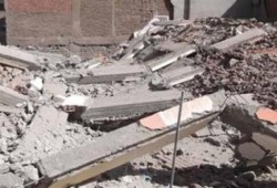 نحس السيسى : انهيار عقار في منطقة الترجمان بوسط البلد